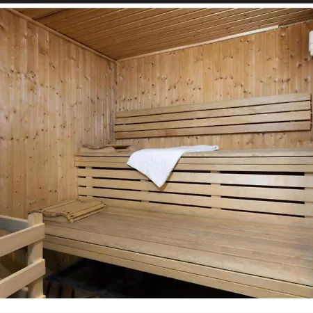 Ibiza - Hammam - Jacuzzis - Piscine Chauffee 호텔 3*